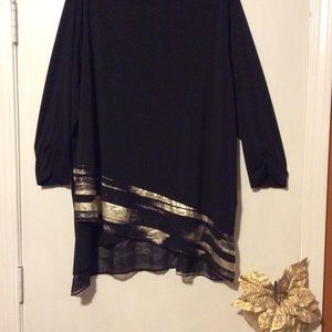 26/28 Avenue Black and Gold Blouse